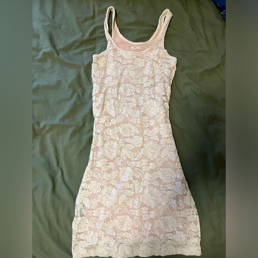 White lace aerie bodycon dress